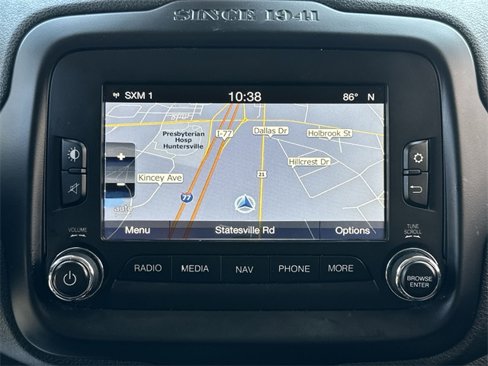 Used 2015 Jeep Renegade Limited image 24