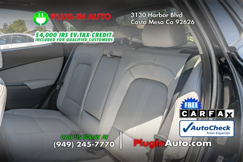 Used 2023 Hyundai Kona Limited image 11