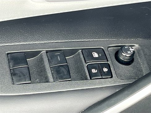 Used 2020 Toyota Corolla SE image 17
