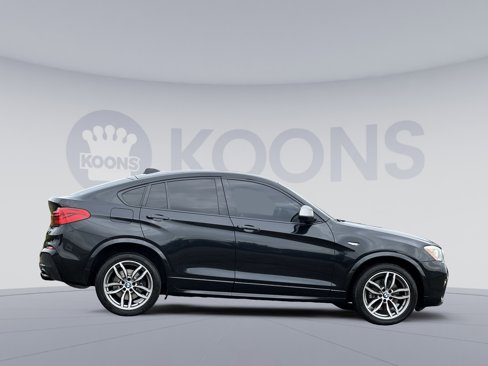 Used 2018 BMW X4 M40i image 8