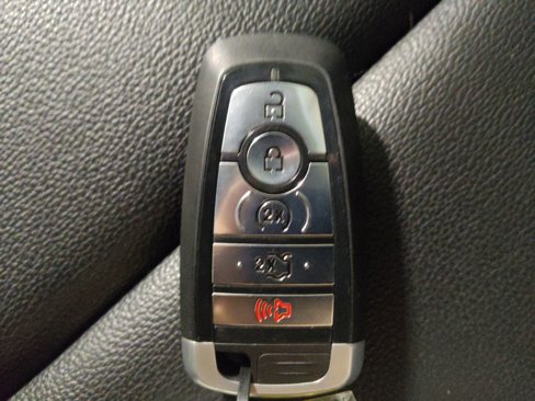 Used 2020 Ford Explorer XLT w/ Equipment Group 202A image 32