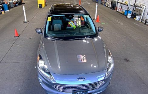 Certified 2022 Ford Escape Titanium w/ Titanium Elite Package image 2