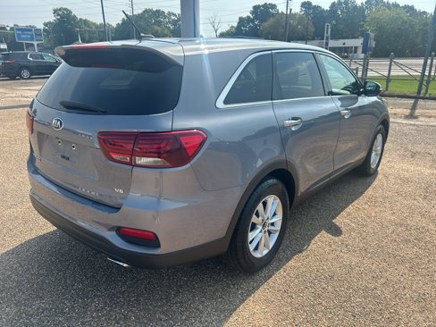 Used 2020 Kia Sorento LX image 5