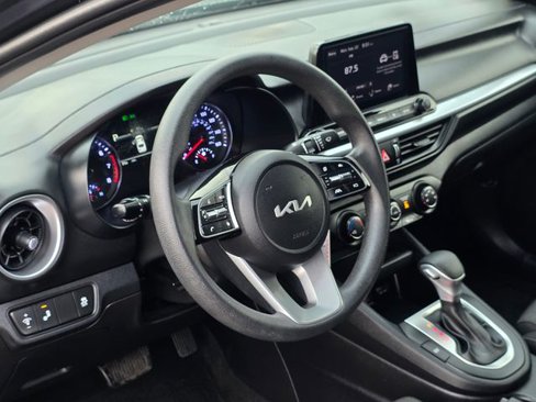 Used 2023 Kia Forte LXS w/ LXS Technology Package image 14