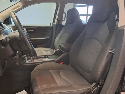Used 2017 Chevrolet Traverse LT w/ Style and Technology Package image 11