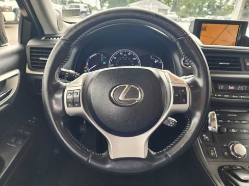 Used 2012 Lexus CT 200h Premium image 20