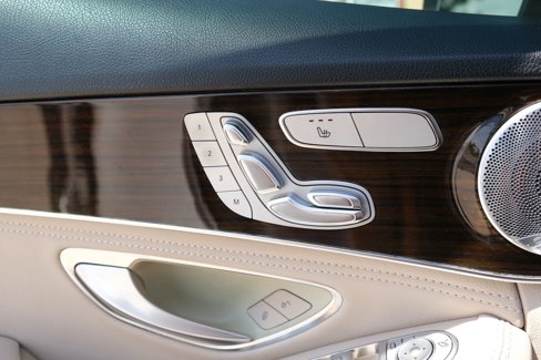 Used 2015 Mercedes-Benz C 300 Sedan image 30