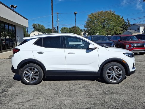Used 2021 Buick Encore GX Essence w/ Advanced Technology Package image 8