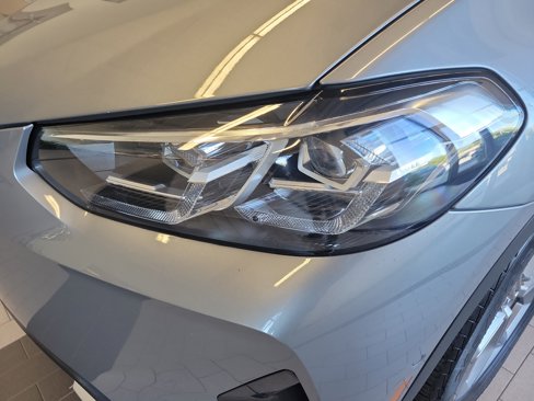 Used 2024 BMW X3 xDrive30i w/ Premium Package image 9
