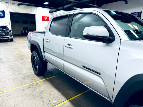 Used 2016 Toyota Tacoma TRD Off-Road image 21