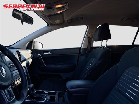 Used 2018 Kia Sportage LX image 18