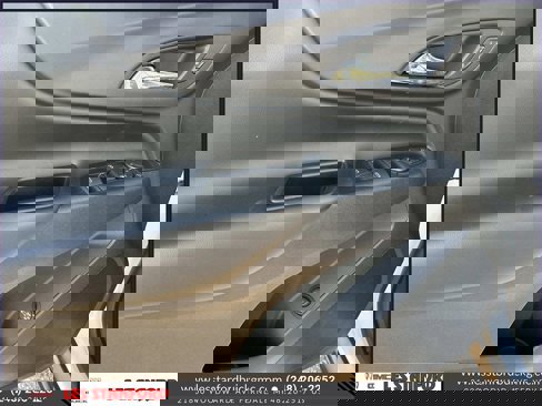 Used 2019 Chevrolet Equinox LT image 16
