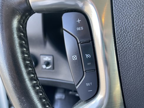 Used 2019 Chevrolet Express 2500 w/ Driver Convenience Package image 18