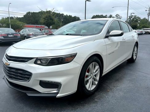 Used 2016 Chevrolet Malibu LT w/ Leather Package image 4