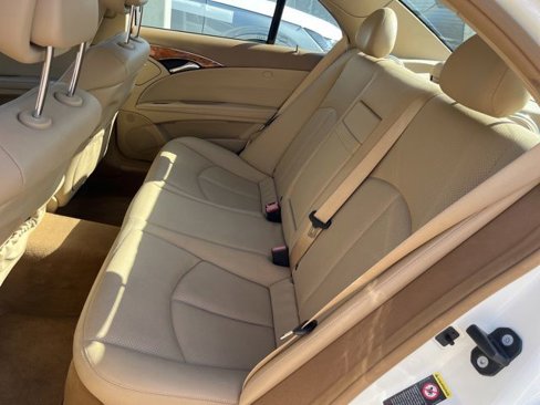 Used 2007 Mercedes-Benz E 350 Sedan image 12