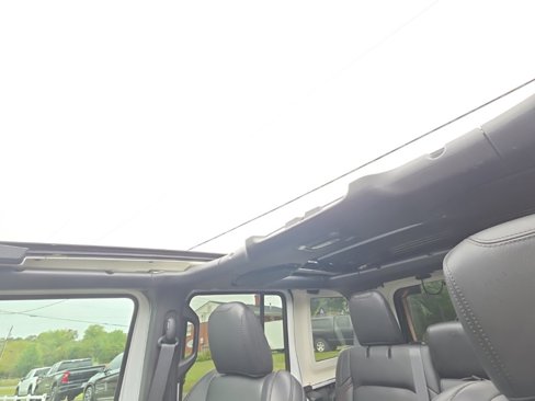 Used 2021 Jeep Wrangler Unlimited Rubicon image 29