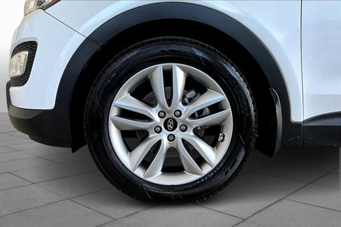 Used 2015 Hyundai Santa Fe Sport 2.0T w/ Option Group 05 image 10