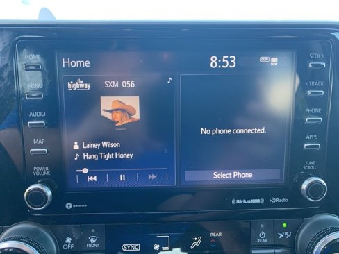 Used 2022 Toyota Highlander XLE image 22