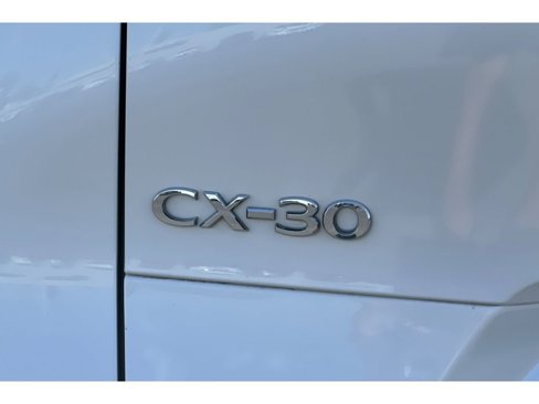 Used 2021 MAZDA CX-30 FWD 2.5 S image 17