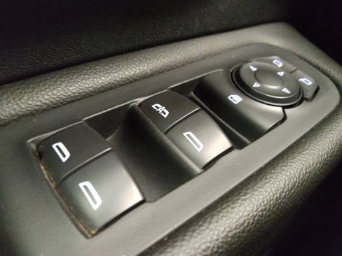 Used 2020 GMC Terrain SLT image 27