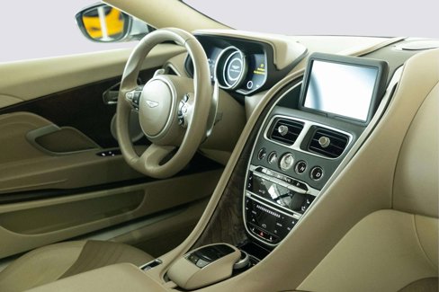 Used 2017 Aston Martin DB11 V12 image 10