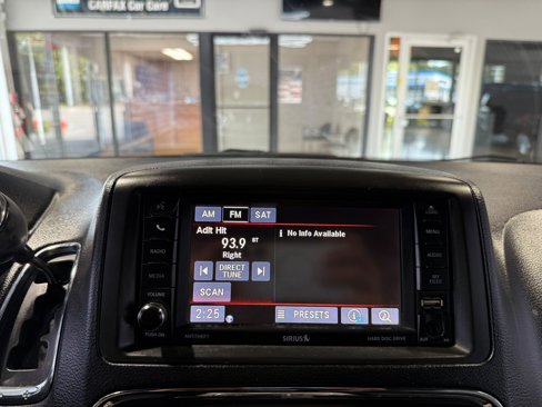 Used 2017 Dodge Grand Caravan SXT image 25