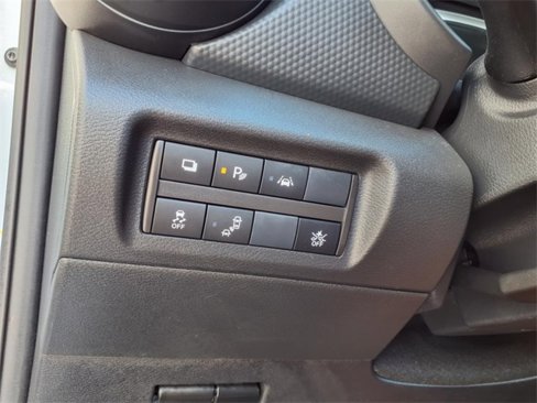Used 2024 Nissan Kicks S image 18