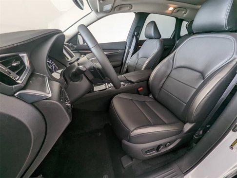 New 2025 INFINITI QX50 Luxe image 5