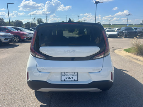 Used 2024 Kia Soul S image 8