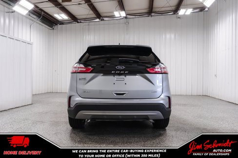 Used 2024 Ford Edge SEL image 5
