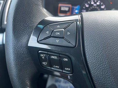 Used 2016 Ford Explorer XLT w/ Equipment Group 202A image 18