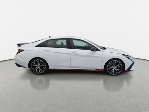 Used 2022 Hyundai Elantra N w/ Preferred Accessory Package image 4