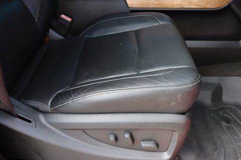 Used 2017 Chevrolet Silverado 2500 LTZ w/ Duramax Plus Package image 27