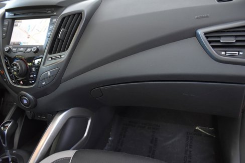 Used 2013 Hyundai Veloster Turbo w/ Ultimate Pkg image 16