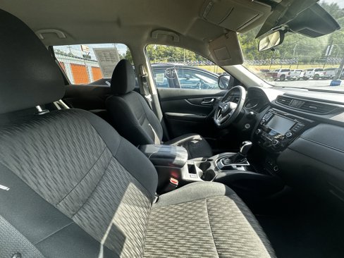 Used 2019 Nissan Rogue S w/ Special Edition Package image 9