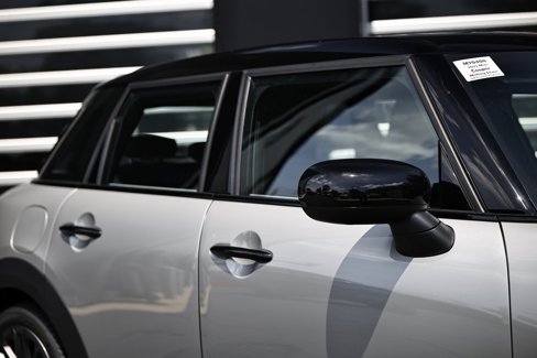 New 2025 MINI Cooper 4-Door Hardtop image 5