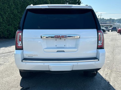 Used 2019 GMC Yukon Denali image 4