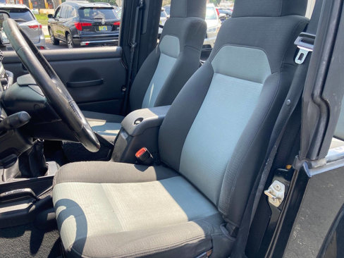 Used 2005 Jeep Wrangler Unlimited image 50