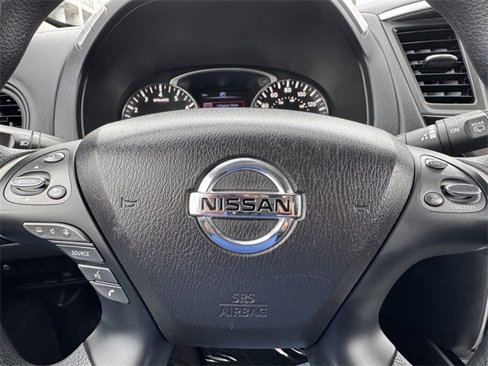 Used 2018 Nissan Pathfinder S image 25