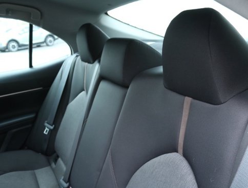 Used 2019 Toyota Camry LE image 16