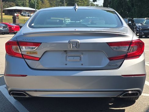 Used 2020 Honda Accord Sport image 4