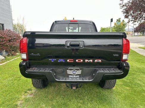 Used 2022 Toyota Tacoma SR5 image 8