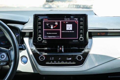 Used 2022 Toyota Corolla LE image 19