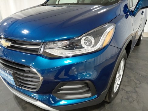 Certified 2020 Chevrolet Trax LT w/ LT Convenience Package image 13