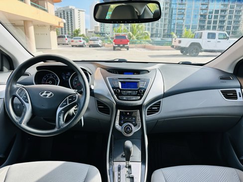 Used 2013 Hyundai Elantra GLS w/ Preferred Pkg image 19