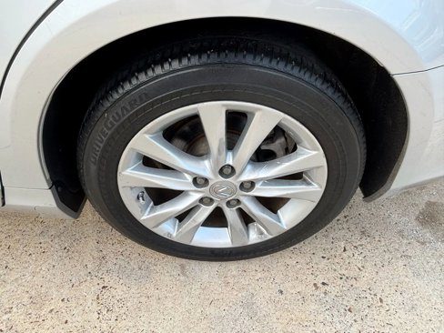 Used 2011 Lexus ES 350 image 17