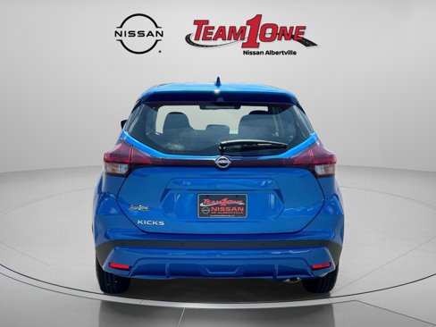 New 2025 Nissan Kicks Play S image 5