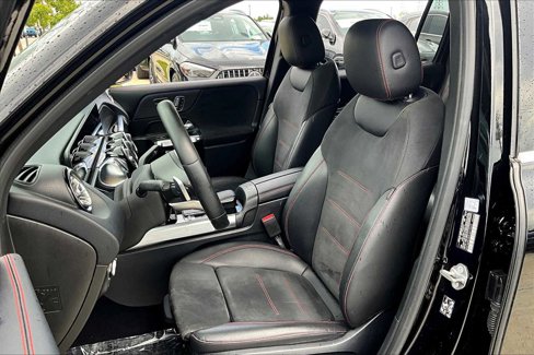 Used 2020 Mercedes-Benz GLB 250 image 7