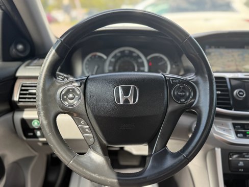 Used 2015 Honda Accord EX-L image 19