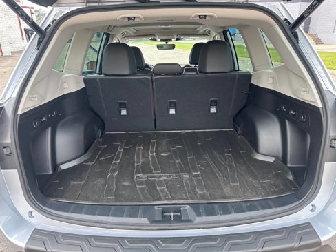 Used 2023 Subaru Forester Limited image 6